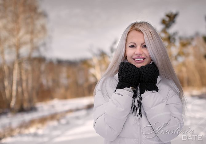 Ukrainian lady Lyudmila from Kharkov, 35 yo, hair color Blond